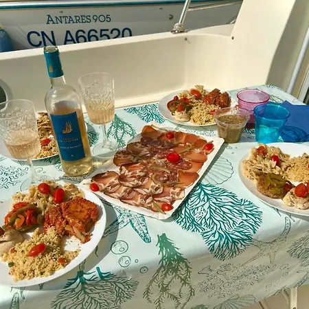 Bateau Le Cezar * ديف-سو-مير