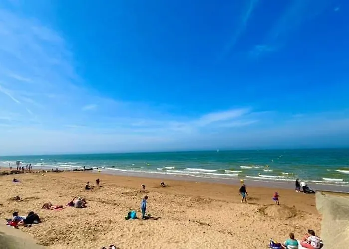 Bateau Le Cezar Botel *